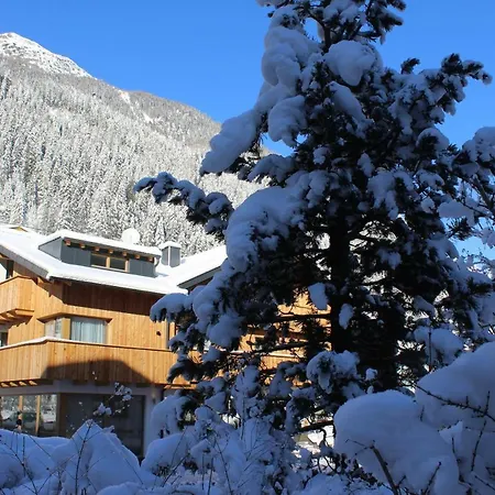 Edelweiss 200m Zum Lift - Silvretta Card Premium Inklusive Apartment