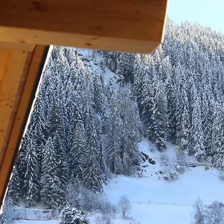 Edelweiss 200m Zum Lift - Silvretta Card Premium Inklusive * سي