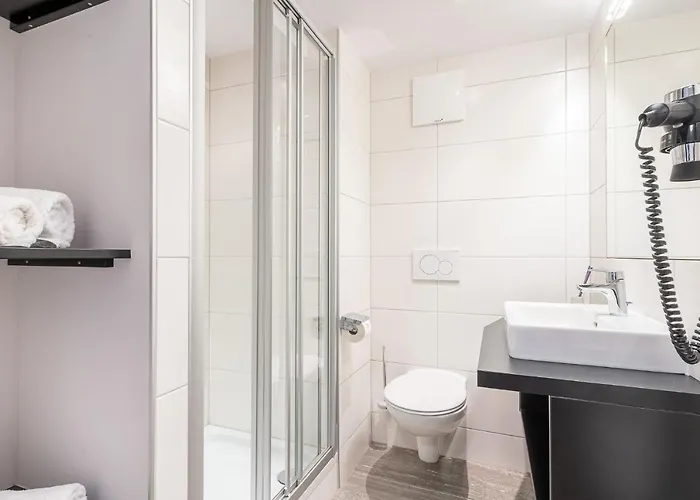 Edelweiss 200m Zum Lift - Silvretta Card Premium Inklusive * ゼー