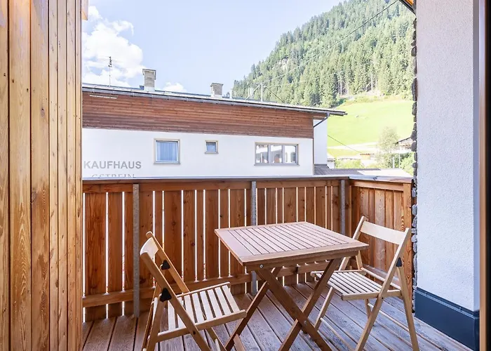 Edelweiss 200m Zum Lift - Silvretta Card Premium Inklusive سي